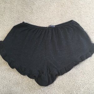 Brandi Melville vodi shorts